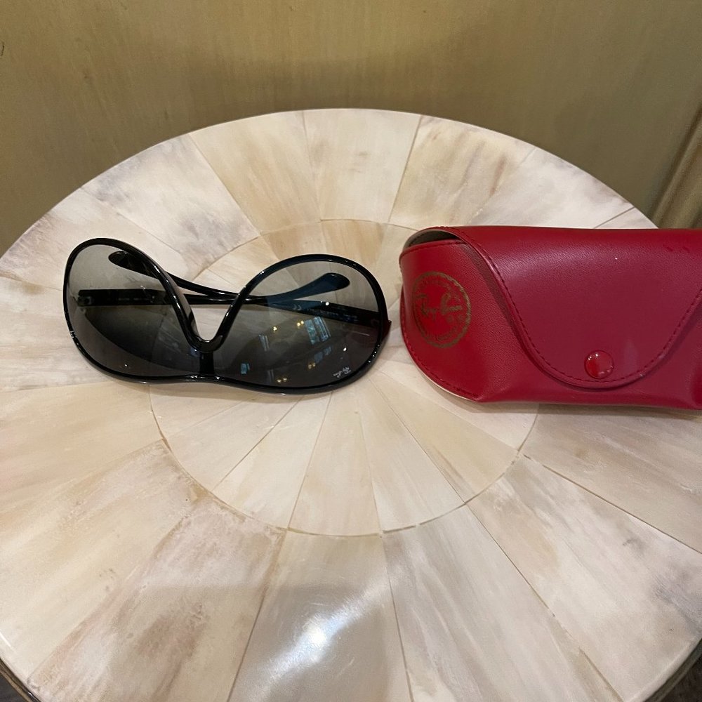 Ray Ban Sunglass